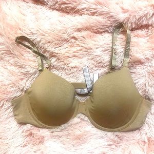 Nude Victoria’s Secret T-Shirt Bra.